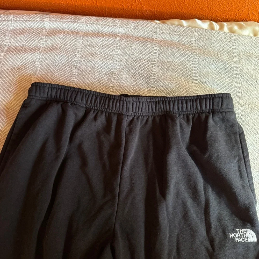 The North Face Evolution Simple Dome Regular Joggers Black Mens XL